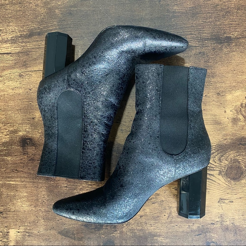 Donald Pliner Women Laila Pointed Toe Glitter Suede Booties Size 6M